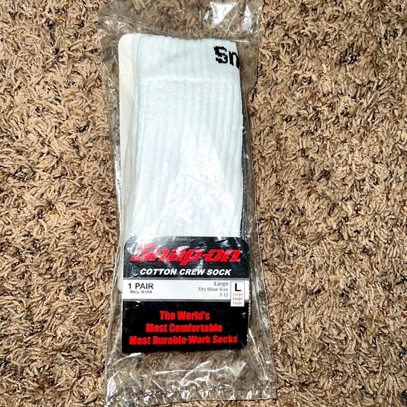 snap-on Other - NWT - snap on cotton crew sock size large 7-12 shoe.  White with grey bottoms